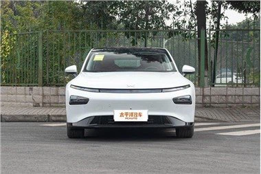 Xiaopeng P7 전기 자동차