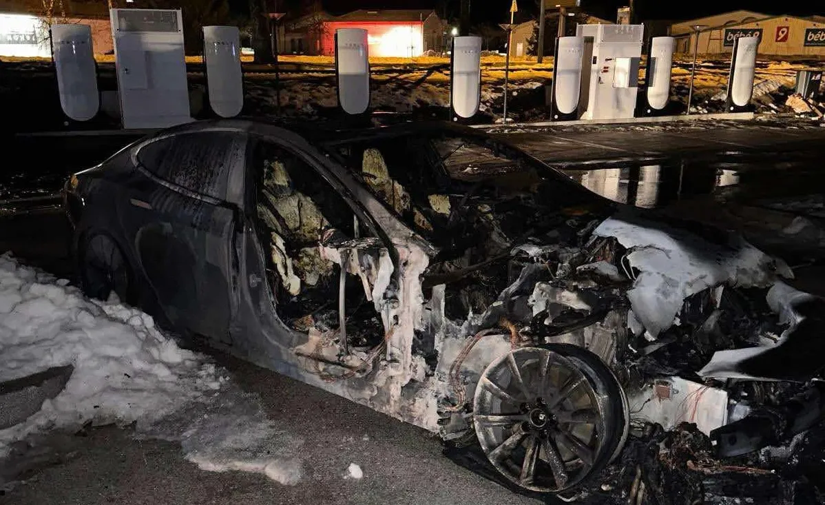 Tesla, 프랑스에서 발생한 Model S 충전과 관련된 화재 사고 조사